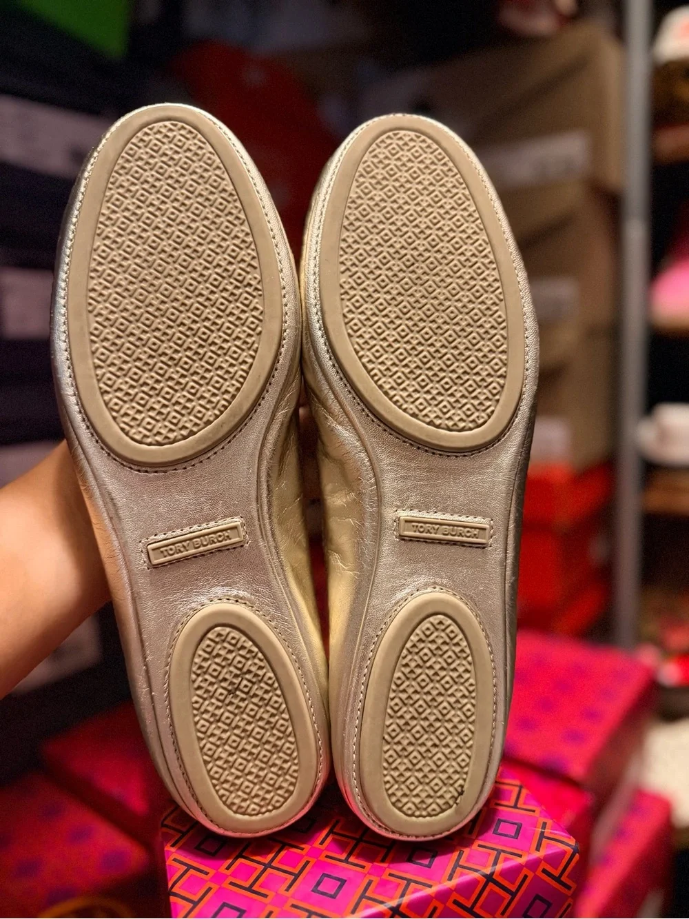 Tory Burch Metallic Gold Leather Logo Ballet Flats in Gold